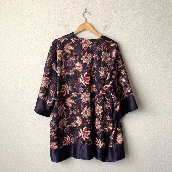 Rare Vintage VICTORIA'S SECRET Gold Label Satin Floral Kimono Robe - Picture 7 of 9